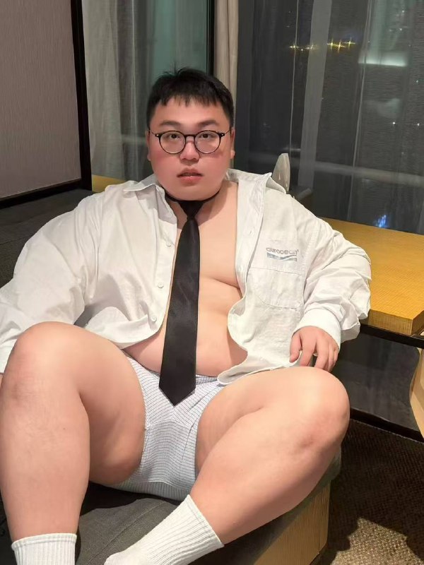 #奶子 过大 雌激素 分泌过度 ？#反差 #胖熊 #gay#奶子 过大 雌激素 分泌过度 ？#反差 #胖熊 #gay