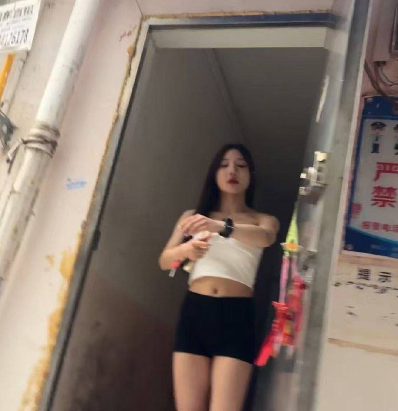 路边 快餐 #站街女 #鸡 一般 200左右 🥰路边 快餐 #站街女 #鸡 一般 200左右 🥰