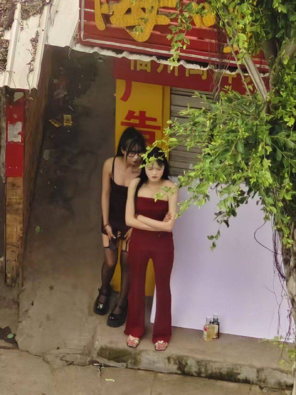 路边 快餐 #站街女 #鸡 一般 200左右 🥰路边 快餐 #站街女 #鸡 一般 200左右 🥰